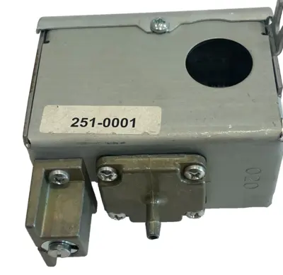 NEW SIEMENS 251-0001 PRESSURE SWITCH 2510001