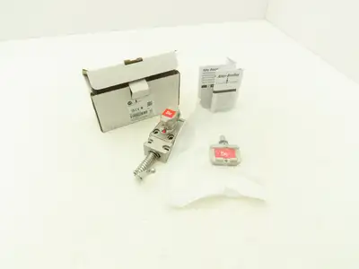 Allen Bradley 440T-MSALE10DC Guardmaster Trapped Key Interlock Switch With Key