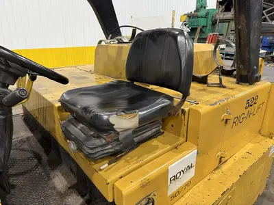 50,000/70,000 TON CAPACITY ROYAL MODEL #RNL-50/70 TELESCOPING FORKLIFT WITH HYD BOOM JIB: STOCK #23652