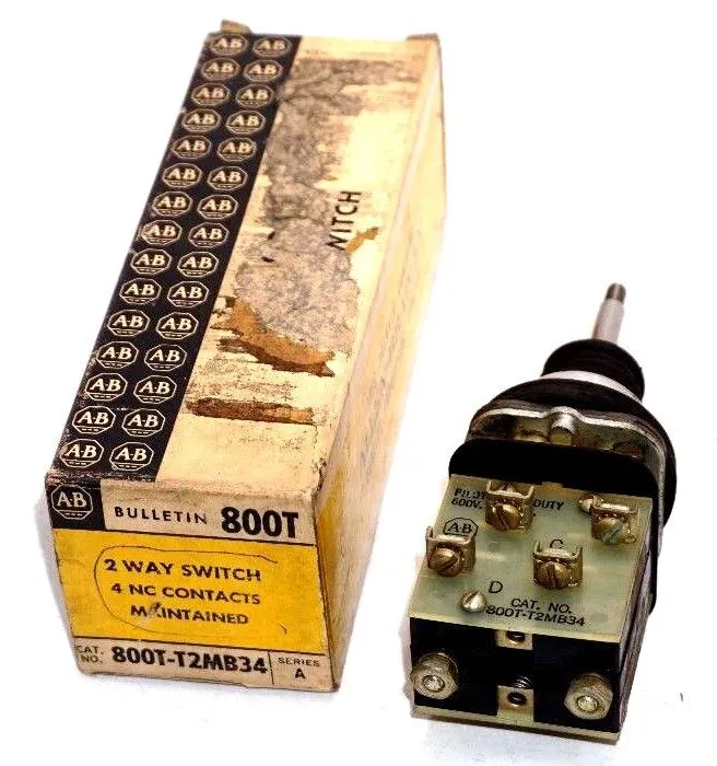 NEW ALLEN BRADLEY 800T-T2MB34 SER. A 2-WAY SWITCH 800TT2MB34