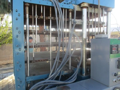 PHI, 24 x 36 heated platten 4-post hydraulic press, 6 stations & cool rack