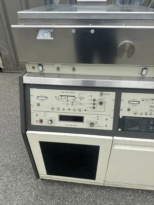 Used Perkin-Elmer 4410 Vacuum Coating California US | Davliegogo LLC #1706841