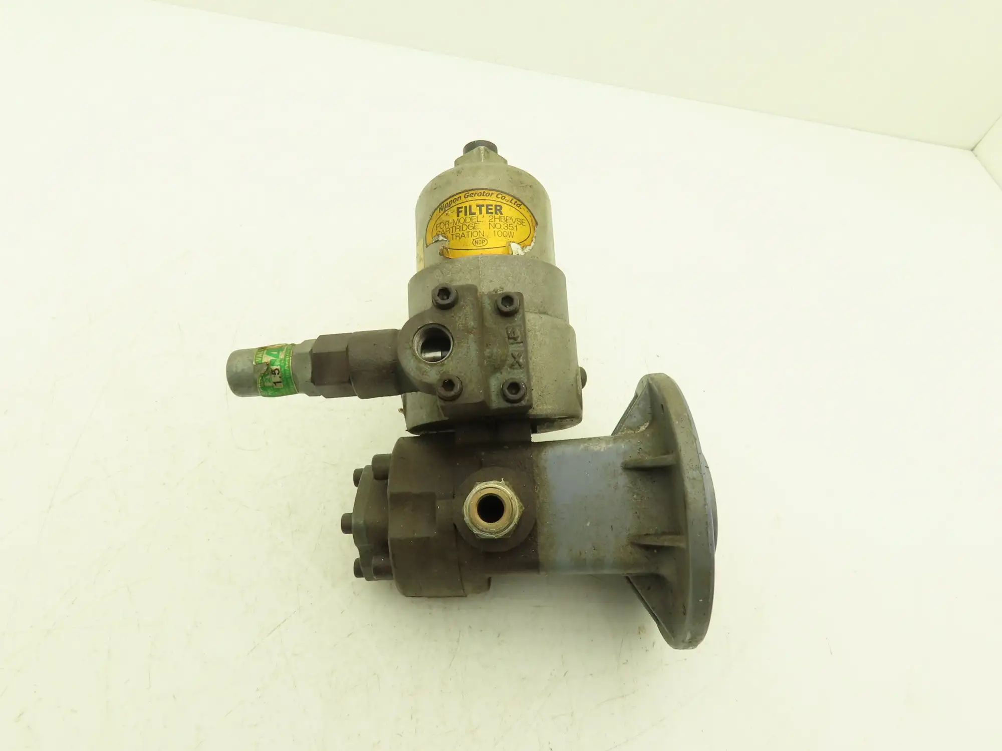 Nippon TOP-208HWMC PVDE Trochoid Hydraulic Oil Pump w/Filter IEC C-Face Flange