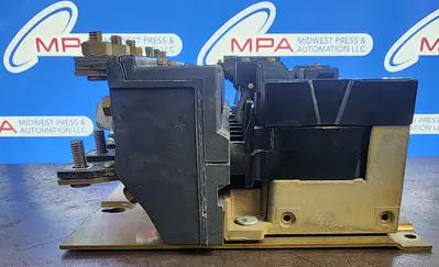 Allen-Bradley Size 4 Reversing Starter