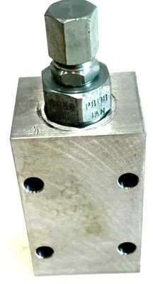 NEW SUN HYDRAULICS 8IL9 RELIEF VAVLE 8210 28U B02
