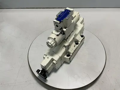 USED YUKEN DSHG-06-3C2-R2-D24-52163