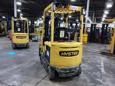USED 2020 HYSTER E50XN-33