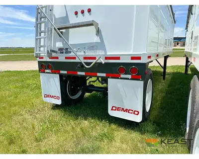 Used DEMCO _UNKNOWN_ Grain Hopper Trailers Iowa US | Keast Enterprises #1360201