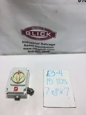 Mennekes 10880ZA Electrical Power Interlock HDI Disconnect Switch
