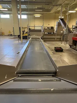 USED ALLEGHENY SORTING CONVEYOR WITH HLS-84848 GAYLORD TIPPER