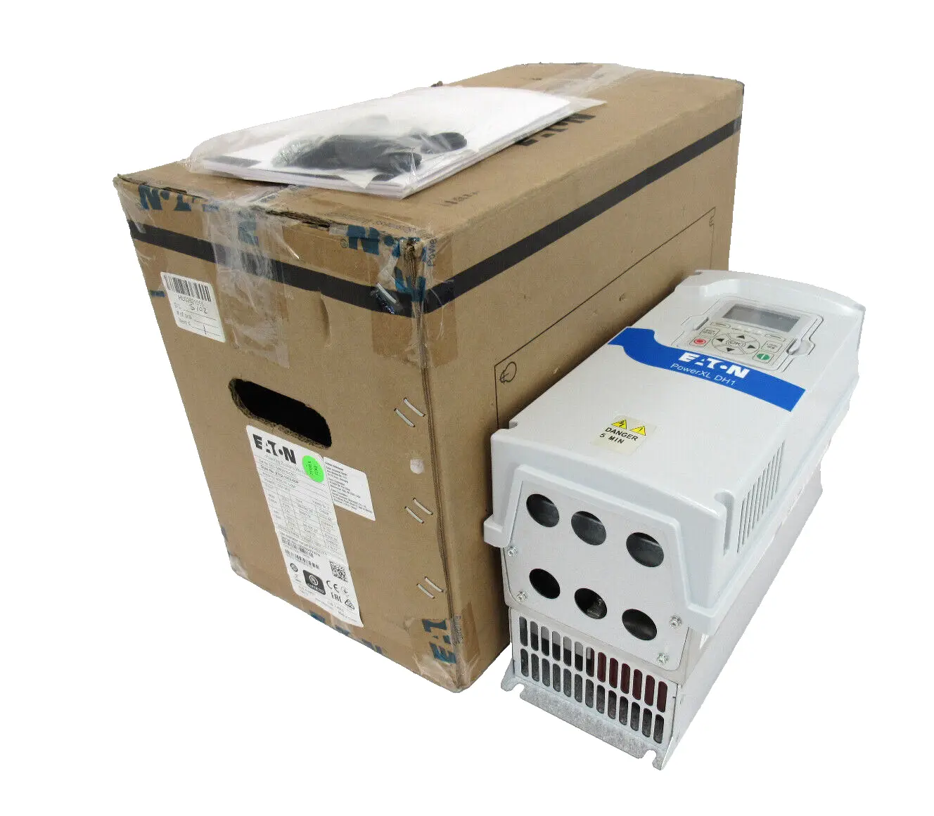 NEW EATON DG1-349D0FB-C21C DRIVE 7.5HP DG1349D0FBC21C