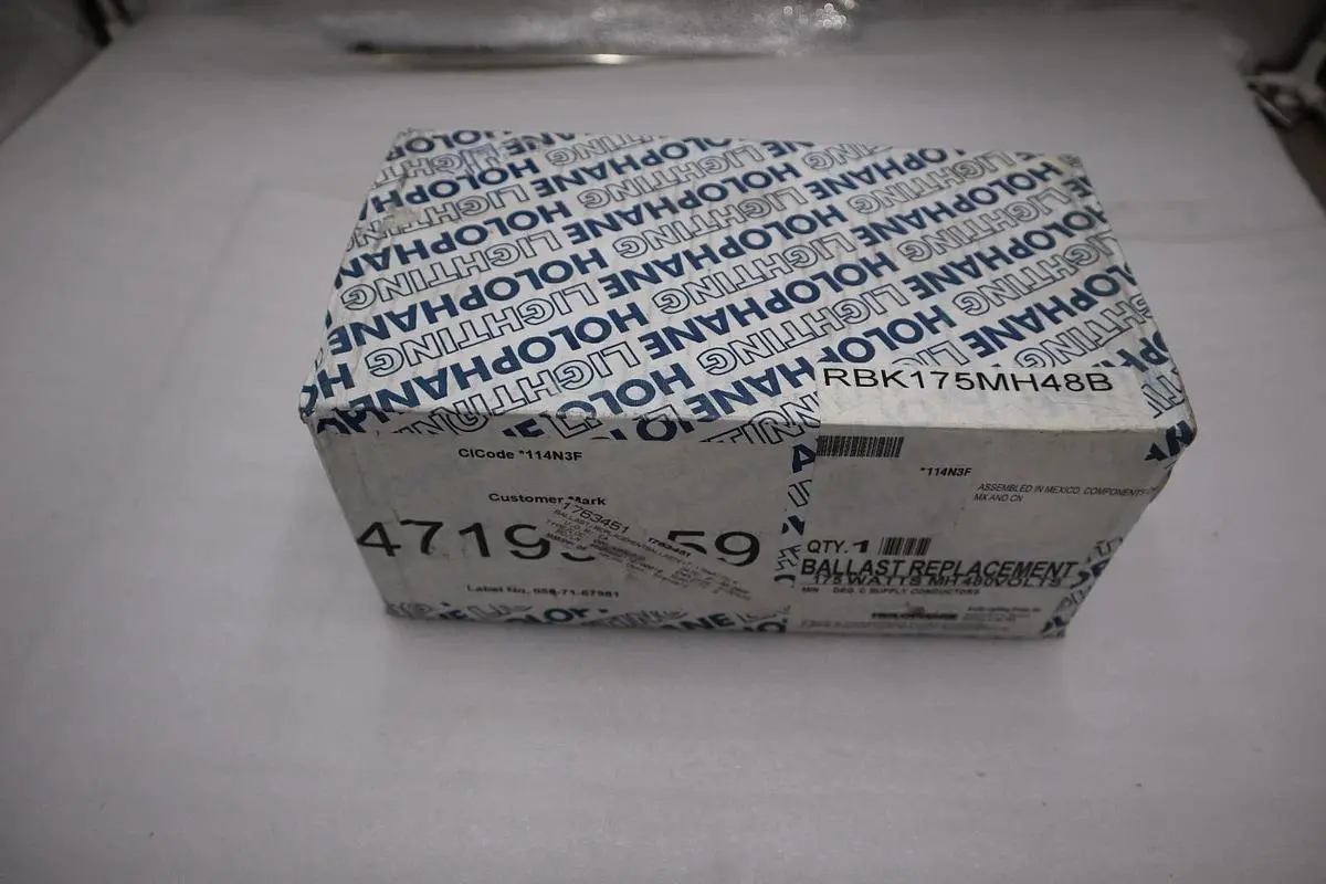 HOLOPHANE RBK175MH48B / RBK175MH48B NEW IN BOX STOCK H376