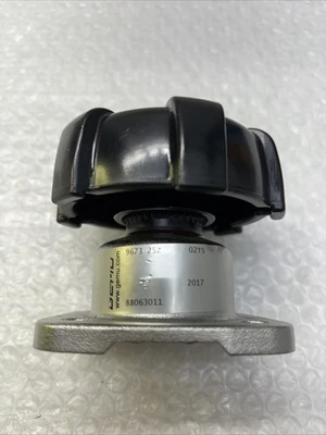 NEW Gemu R65182