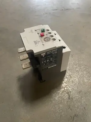 CARLO GAVAZZI GT95 TOR SCREW 95A 54-75A VDC @1E