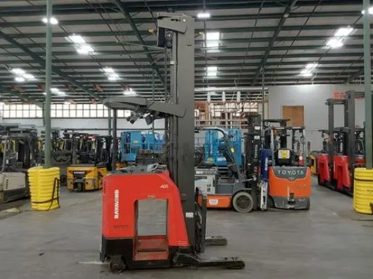 Used 2018 RAYMOND 750 R45TT Reach Trucks | Russell Equipment #724614
