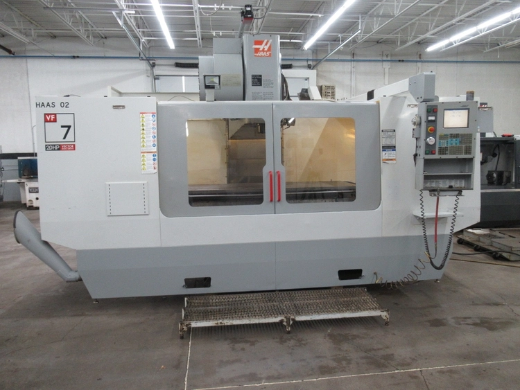 Used 2004 HAAS VF-7/40 Vertical Machining Centers Minnesota US | Machinesused.com #224575