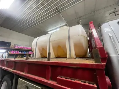 Used SHOP-BUILT 14' FT FLATBED 600 GALLON WATER TANK Water Tanks California US | East West Machinery & Drilling #1417411