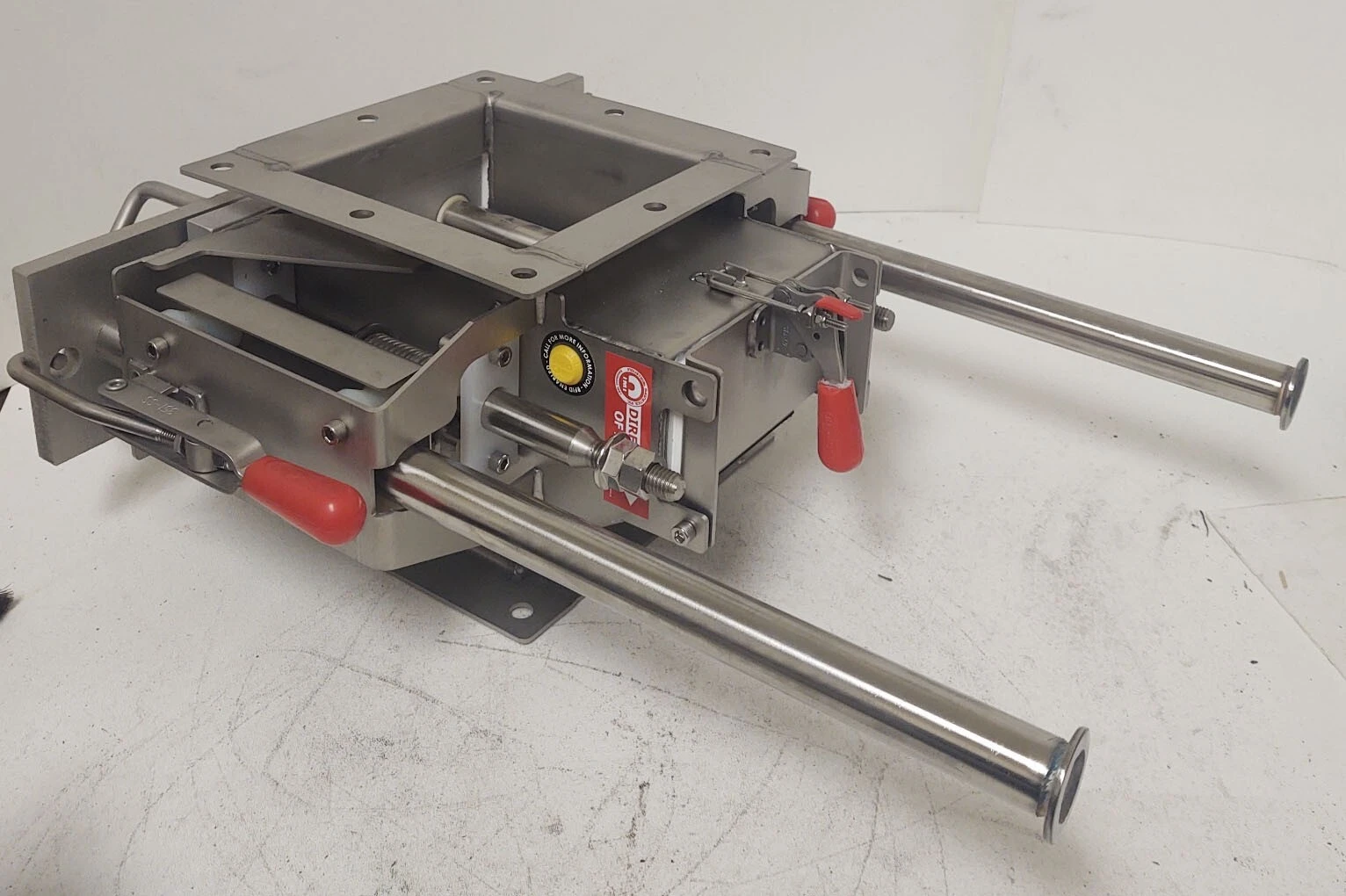 NEW Industrial Magnetics IMH0606RIEZE427