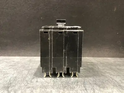 USED SQUARE D QO360