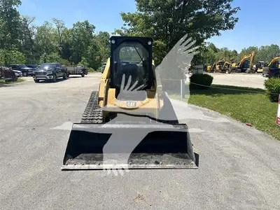 USED 2017 CATERPILLAR 279D