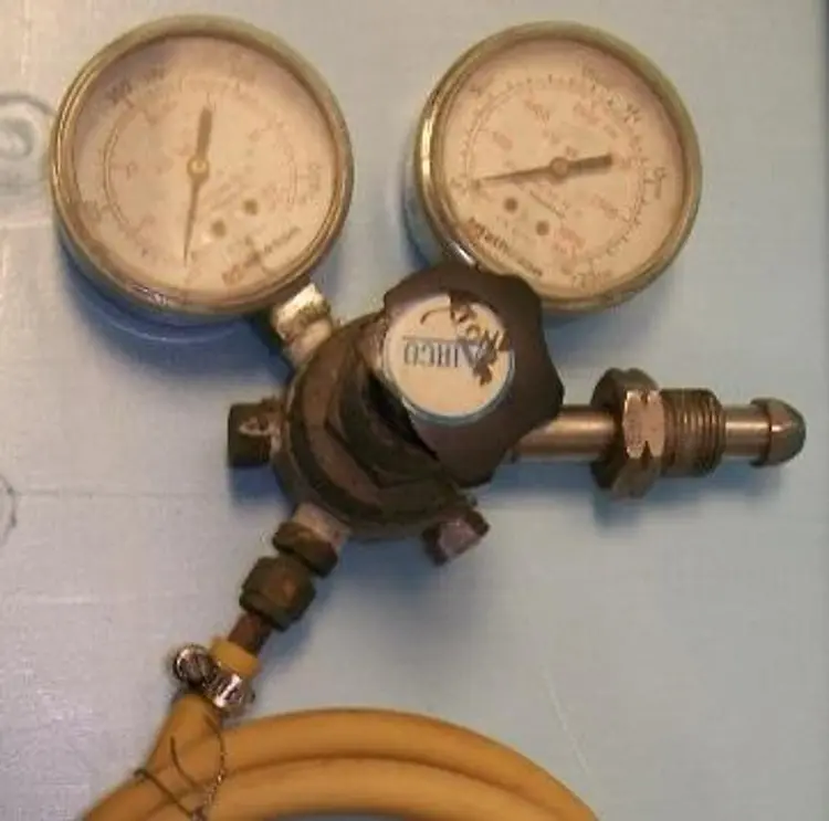 Used _UNKNOWN_ 25-100C Regulators Texas US | Bamko Surplus Process Equipment #937748