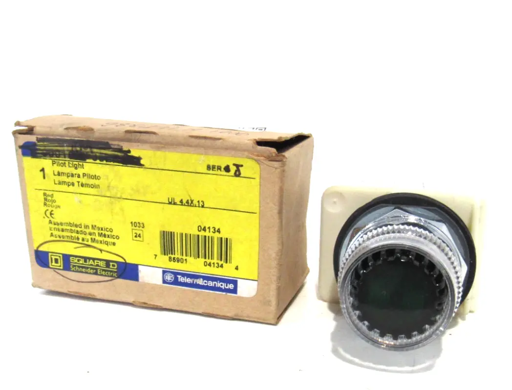 NEW SQUARE D 9001-KM38L-G PILOT LIGHT 9001KM38LG