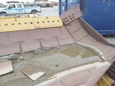 USED KOMATSU D375