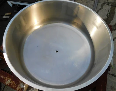 USED 300 GALLON MIXING TANK 300 GALLON TANK