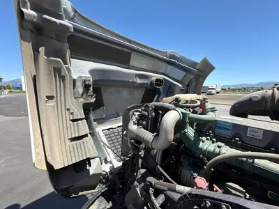 Used 2011 VOLVO VNL64T300 Conventional trucks California US | Ben Kaplan Equipment #1250886