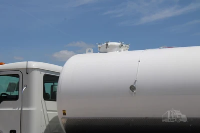 New | in-Stock 2027 MACK MD7 Septic/Sewer/Vacuum Trucks Texas US | Roll Off Truck World #1491897