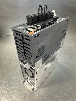 Mitsubishi MR-J4-70B-RJ AC Servo Drive New No Box (BIN-1.4.3)