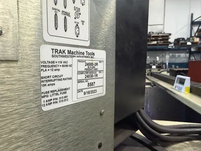 Used 2011 SOUTHWESTERN INDUSTRIES TRAK 2460SX Engine Lathes Illinois US | CNC EXCHANGE #1398697
