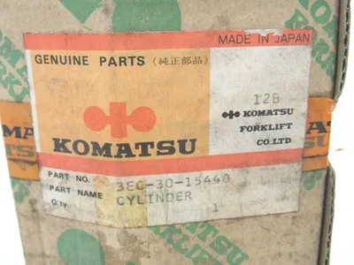 NEW KOMATSU 3EC3015440