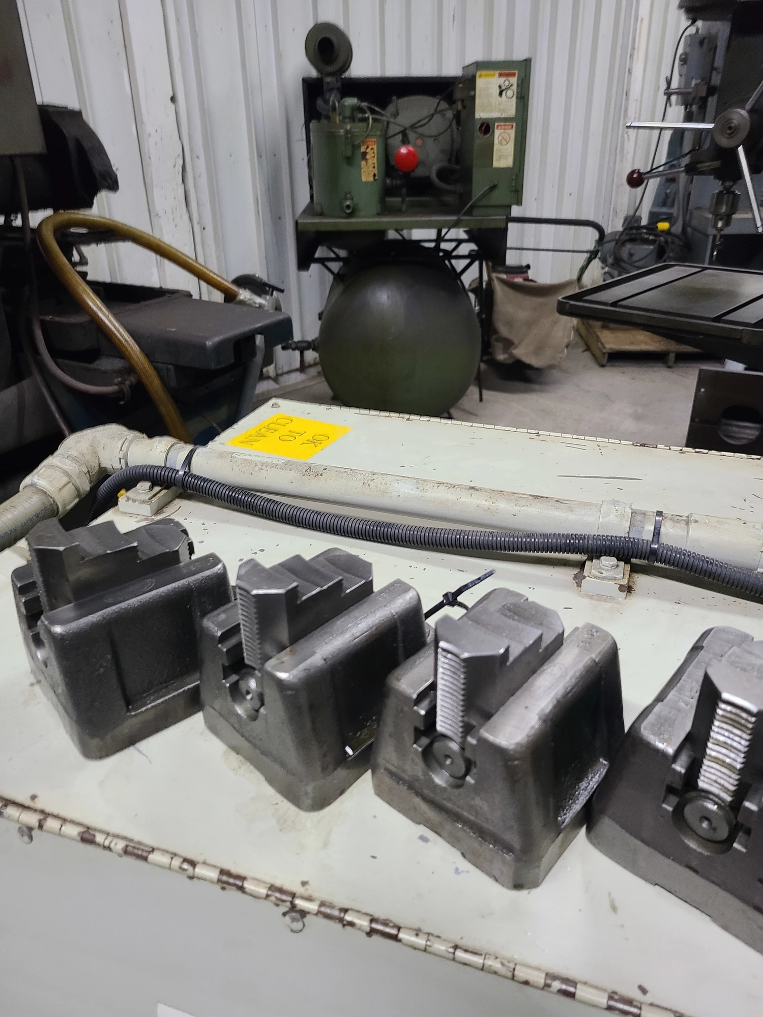 USED UNION MFG BORING MILL CHUCK JAWS