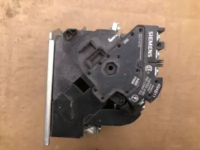 Siemens Furnas 40DP32A Series C Size 1 Magnetic Motor Starter 27A 600V w/ Relay