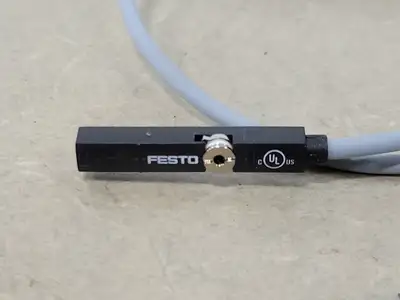 NEW FESTO SME-8M-DS-24V-K-0 3-M8D
