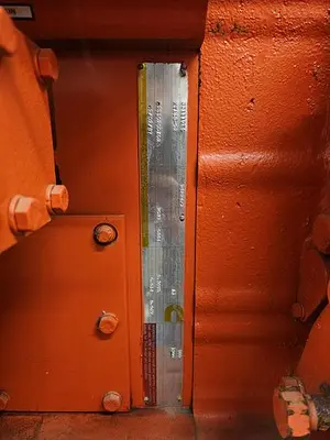 USED 1987 DMT CORPORATION DMT-825C