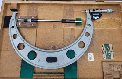 MITUTOYO 193-222 Micrometer Tooling & Accessories, Gauges | Machinery Central (1)