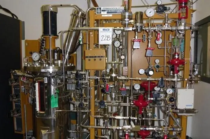 Used 1988 NEW BRUNSWICK SCIENTIFIC _UNKNOWN_ Fermenters / Bioreactors New Jersey US | Machinery & Equipment #137541