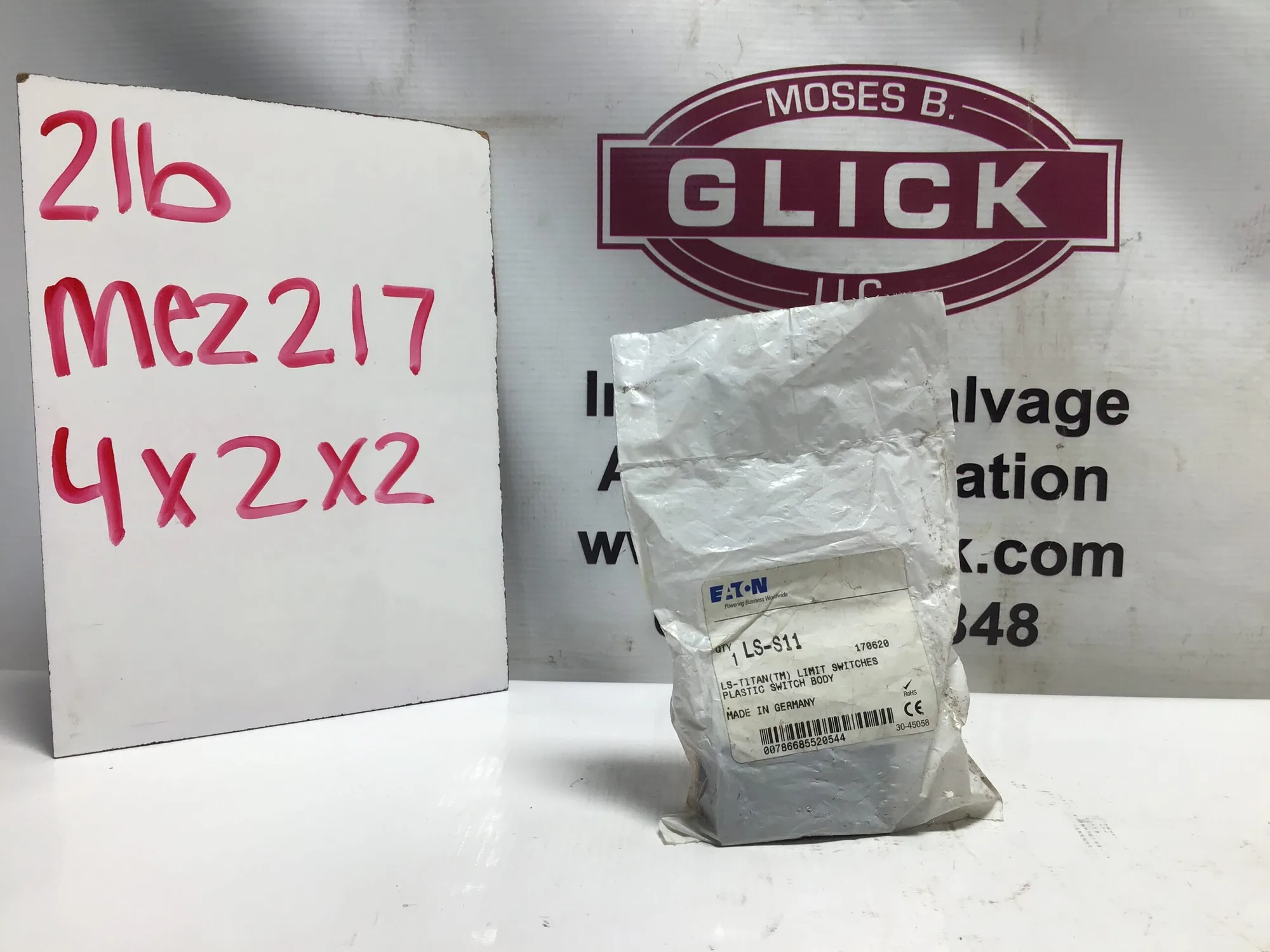 NEW!!! EATON (LS-S11) LS-TITAN LIMIT SWITCH