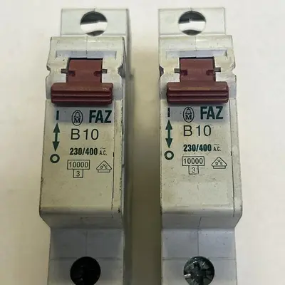 USED MOELLER FAZB10