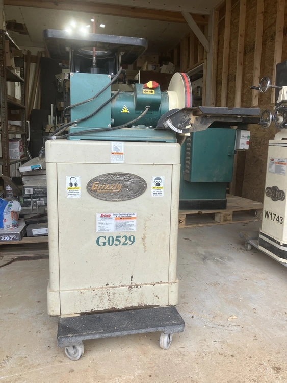 Used GRIZZLY G 0529 OCCILLATING BELT AND DISC SANDER Woodworking Sanders North Carolina US | CAROLINA MACHINERY SALES #662803