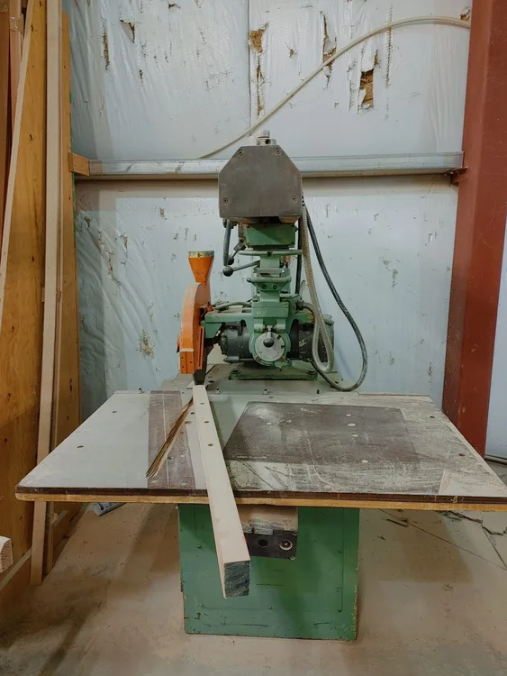 Used _UNKNOWN_ UN 1 Woodworking Radial Arm Saws British Columbia CA | Coast Machinery Group #878045