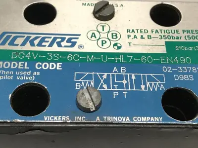 USED VICKERS DG4V3S6CMUHL760EN490