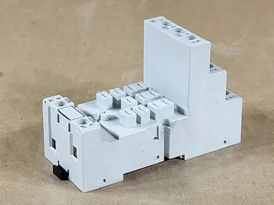 NEW ALLEN-BRADLEY 700-HN153