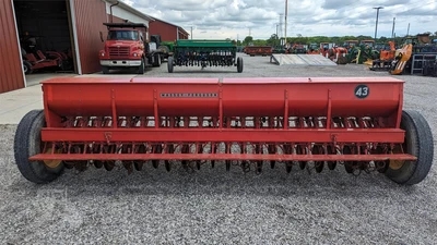 USED MASSEY FERGUSON 43