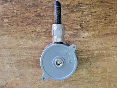 USED APPLETON GRUE