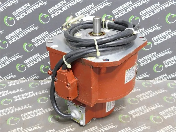 Used YASKAWA UTMAH-B15AS40B Servo Motors | Green Industrial #673279