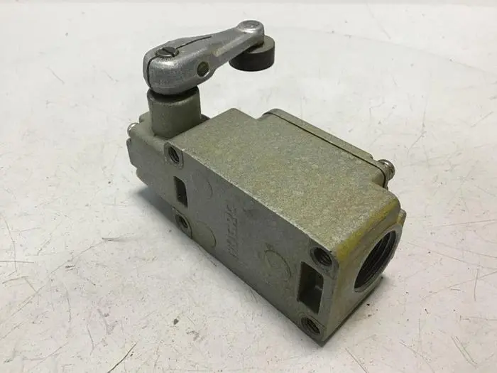 Used YAMATAKE 1LS1-J Relays & Switches Michigan US | Ideal Machinery #707367