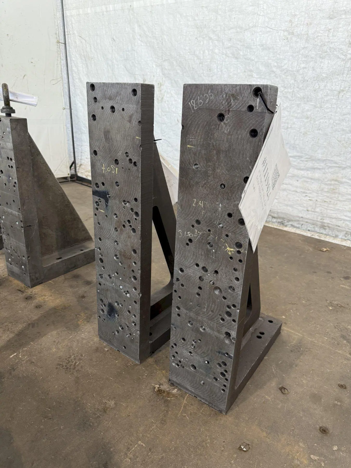 8" WIDE X 36" TALL X 20" DEEP ANGLE PLATES. STOCK # 1119424